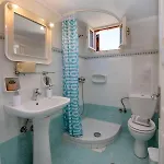 Livadi With Pool 4* Lákka