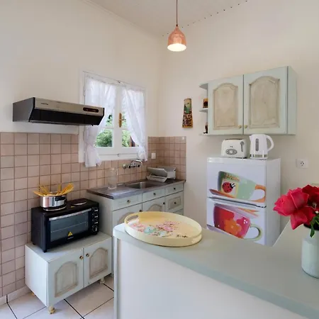 Appart hôtel Livadi With Pool Lákka